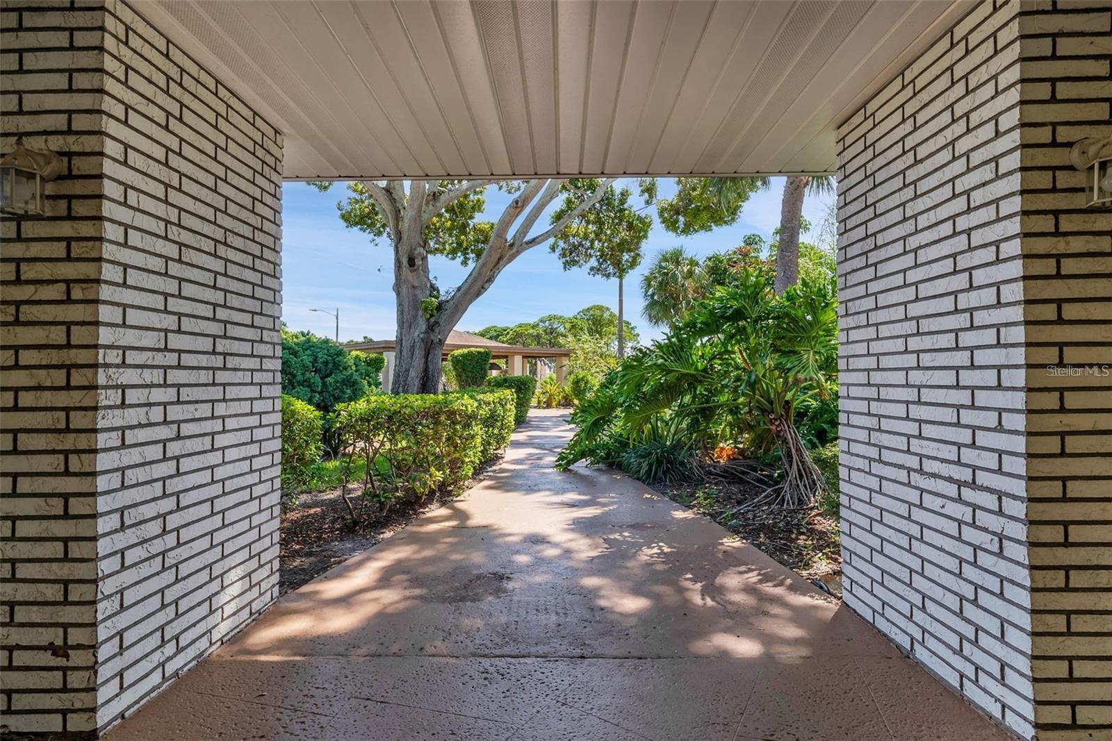 Image 23 of 44 For 5623 80th Street N 506