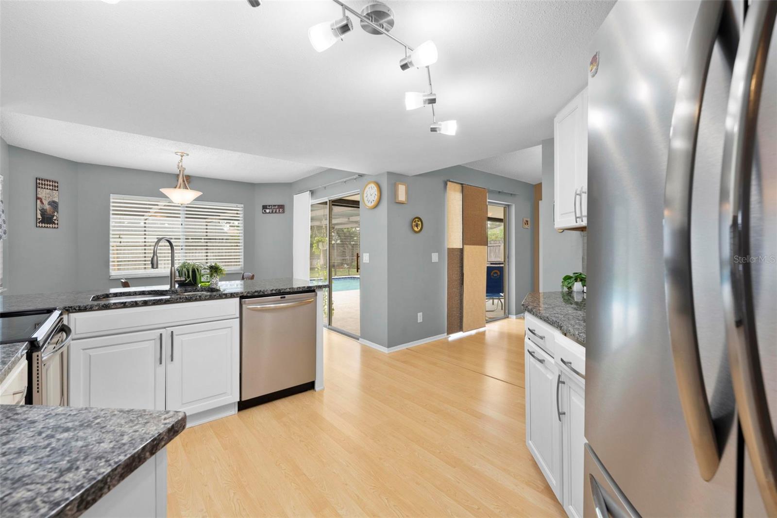 Image 20 of 51 For 11232 Topaz Street