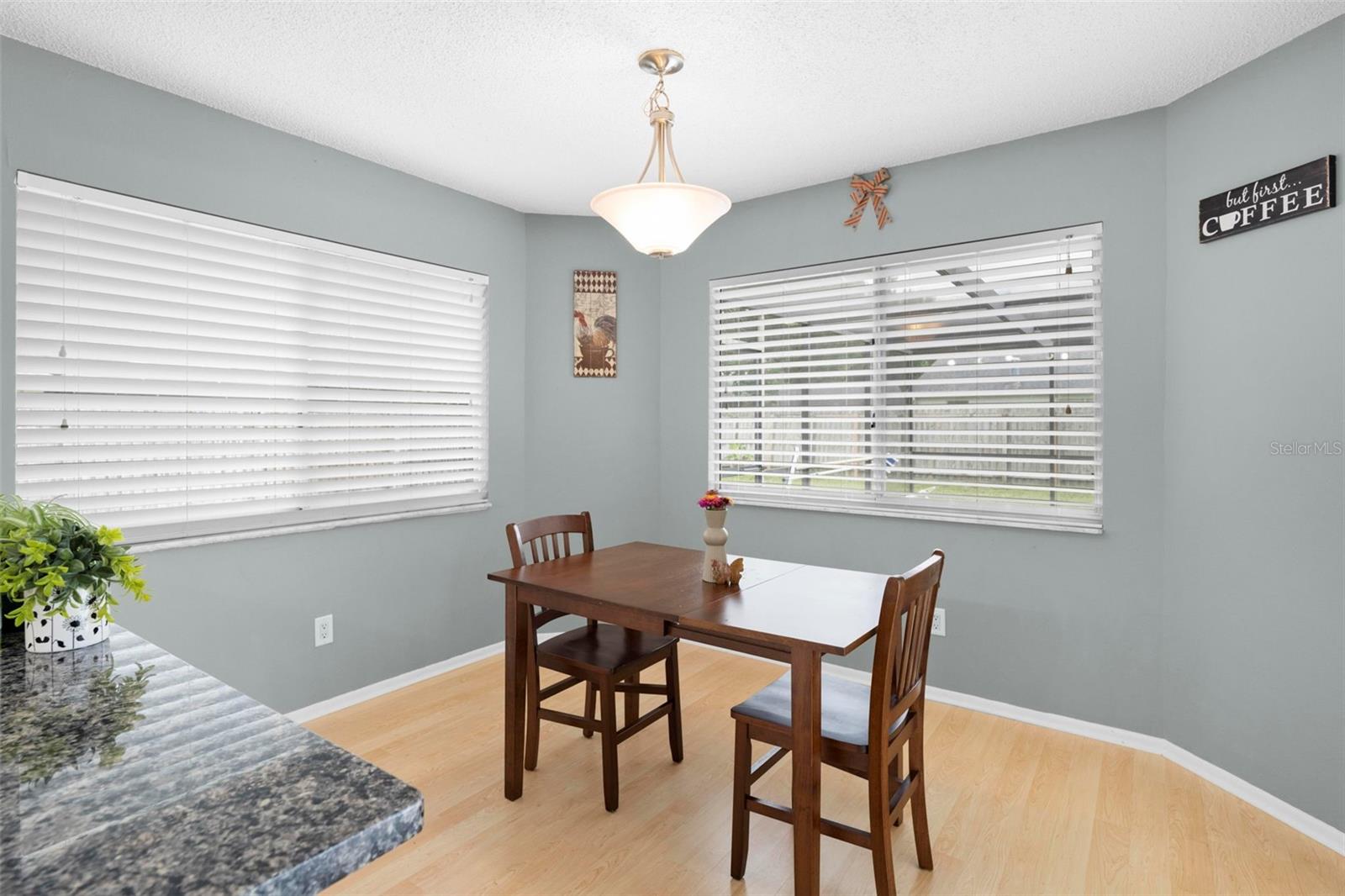 Image 23 of 51 For 11232 Topaz Street