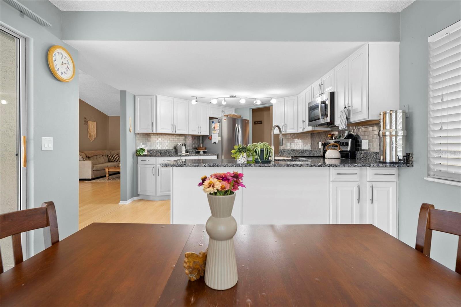 Image 24 of 51 For 11232 Topaz Street