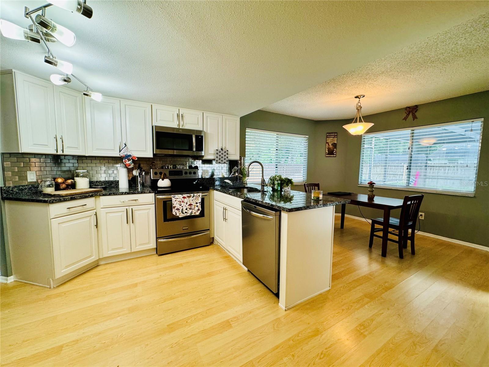 Image 3 of 51 For 11232 Topaz Street