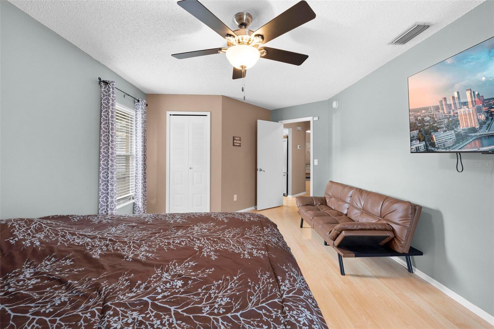 Image 30 of 51 For 11232 Topaz Street