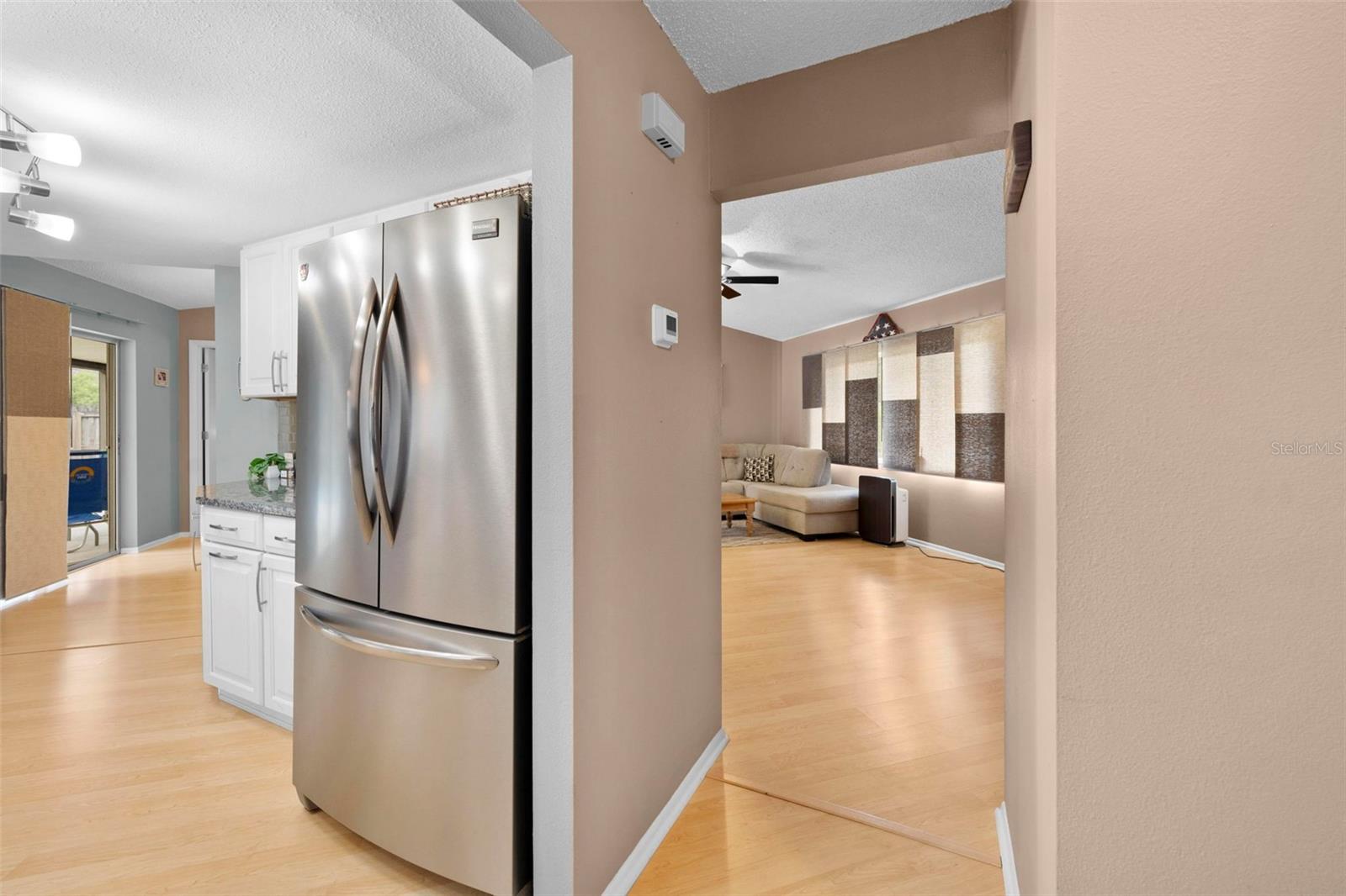 Image 32 of 51 For 11232 Topaz Street