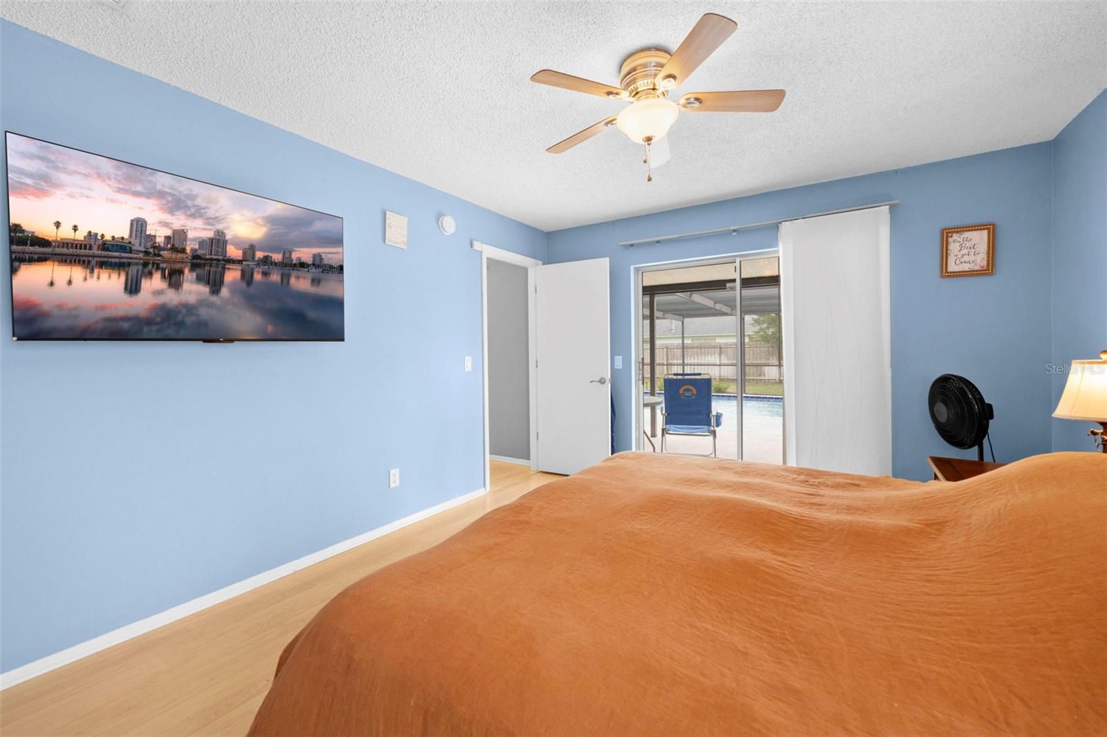 Image 38 of 51 For 11232 Topaz Street