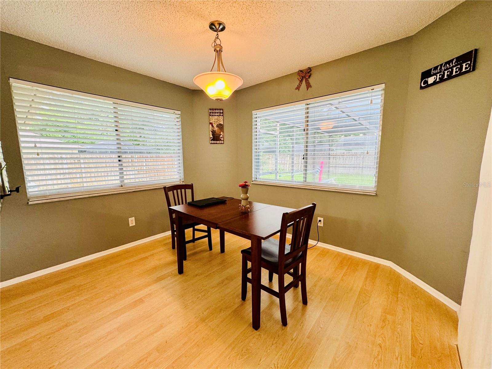 Image 4 of 51 For 11232 Topaz Street