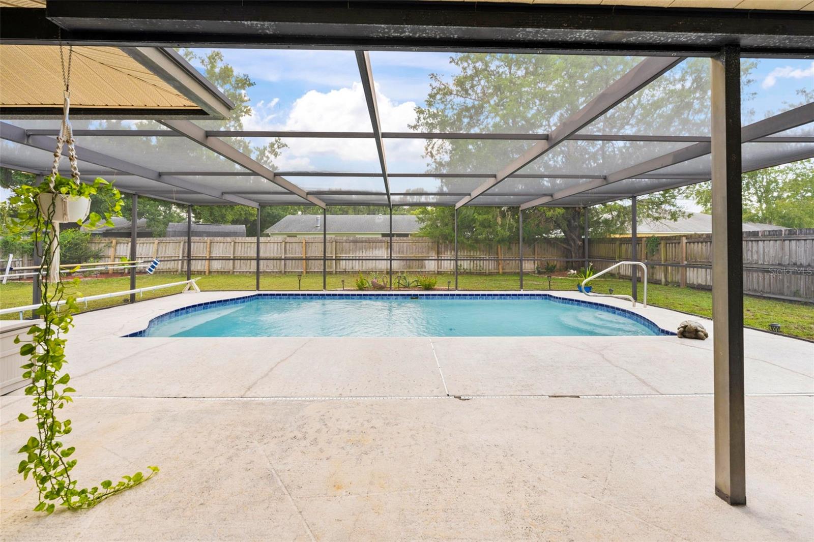 Image 41 of 51 For 11232 Topaz Street