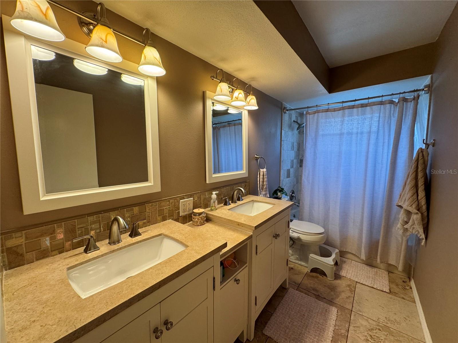 Image 8 of 51 For 11232 Topaz Street