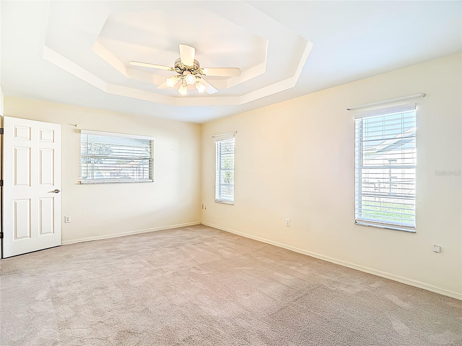 Image 13 of 36 For 4611 Addax Drive