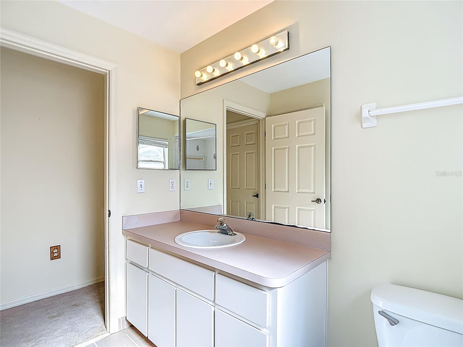 Image 19 of 36 For 4611 Addax Drive