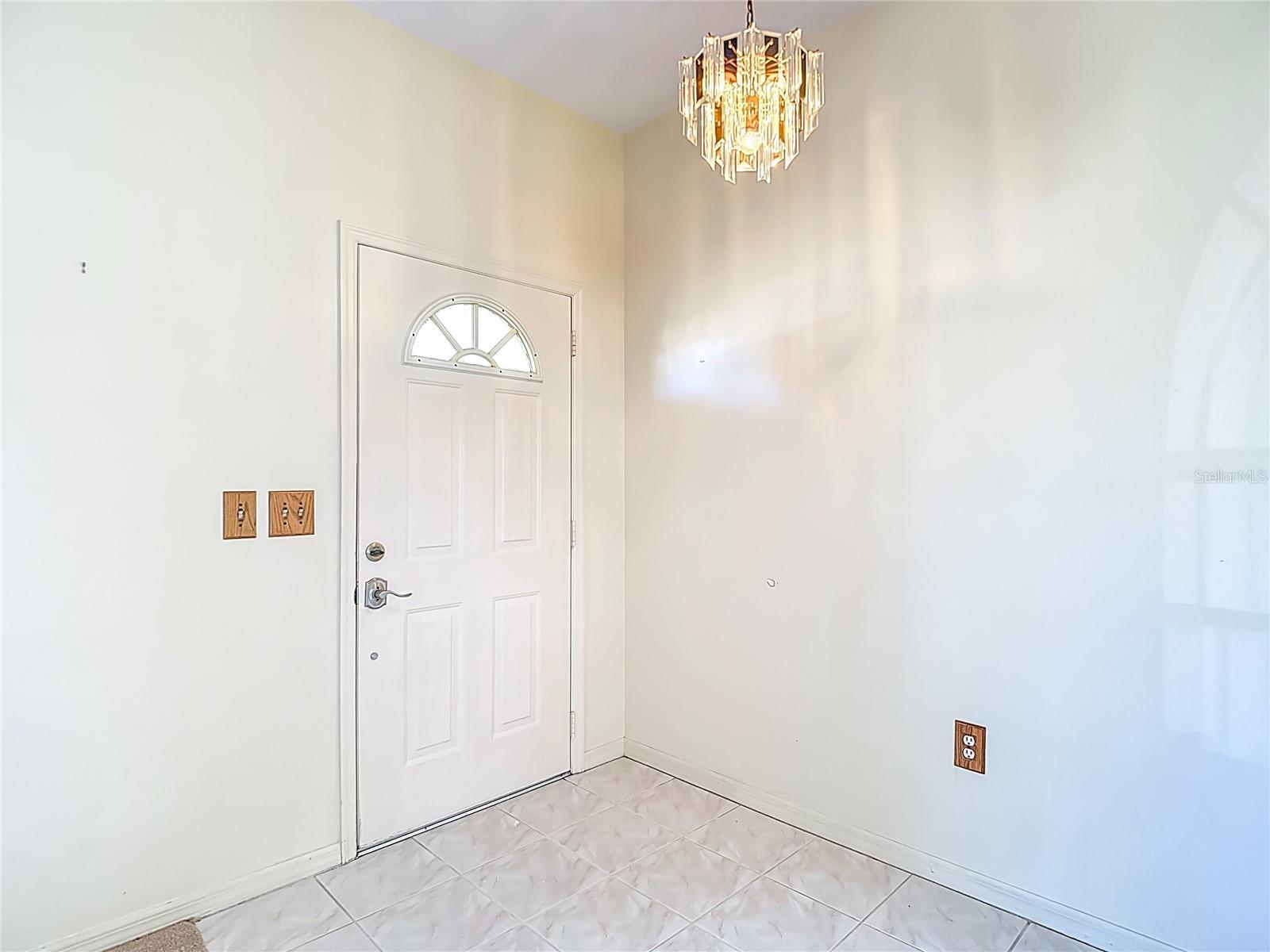 Image 2 of 36 For 4611 Addax Drive