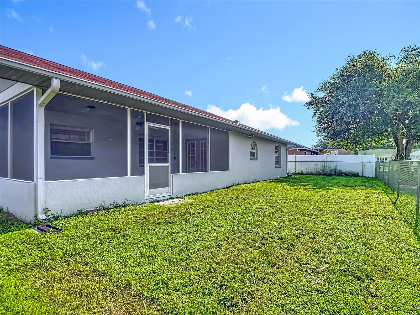 Image 28 of 36 For 4611 Addax Drive