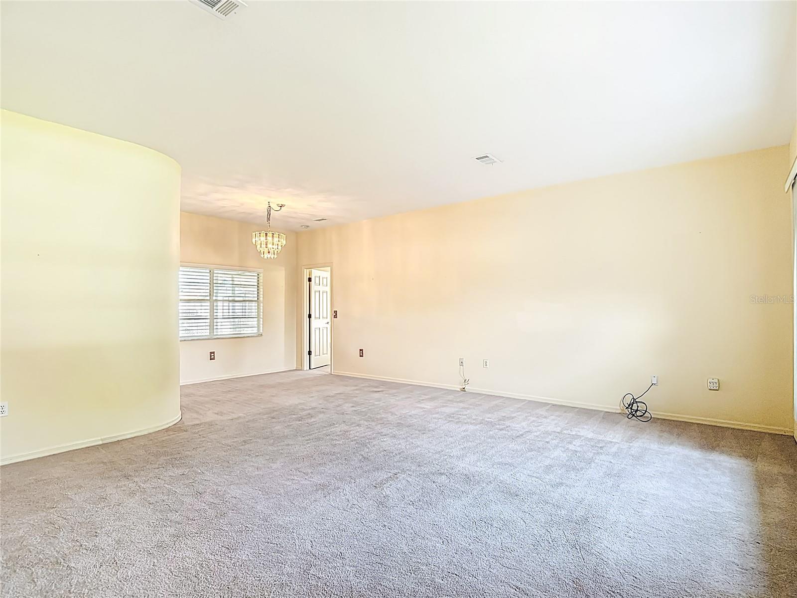 Image 3 of 36 For 4611 Addax Drive