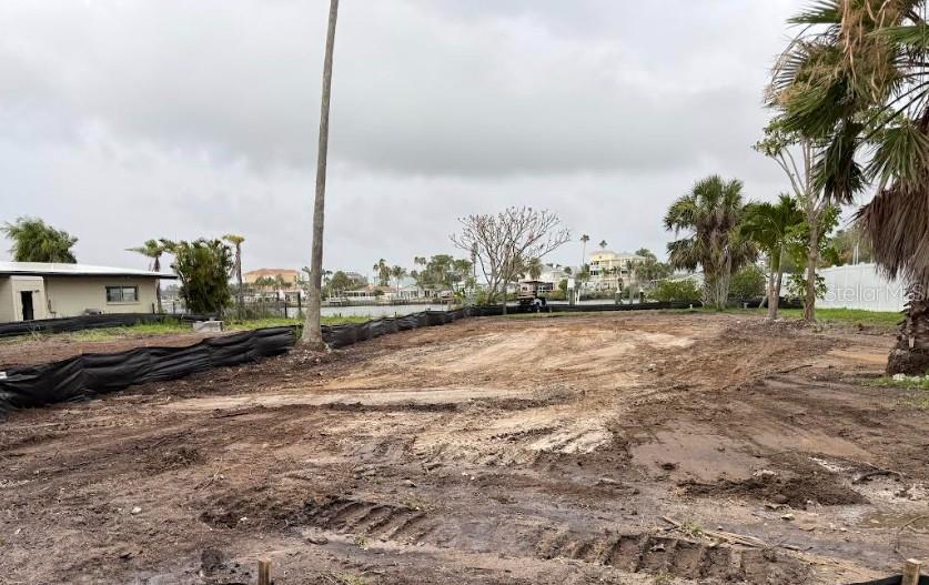 Image 10 of 13 For 1213 Bay Shore Boulevard
