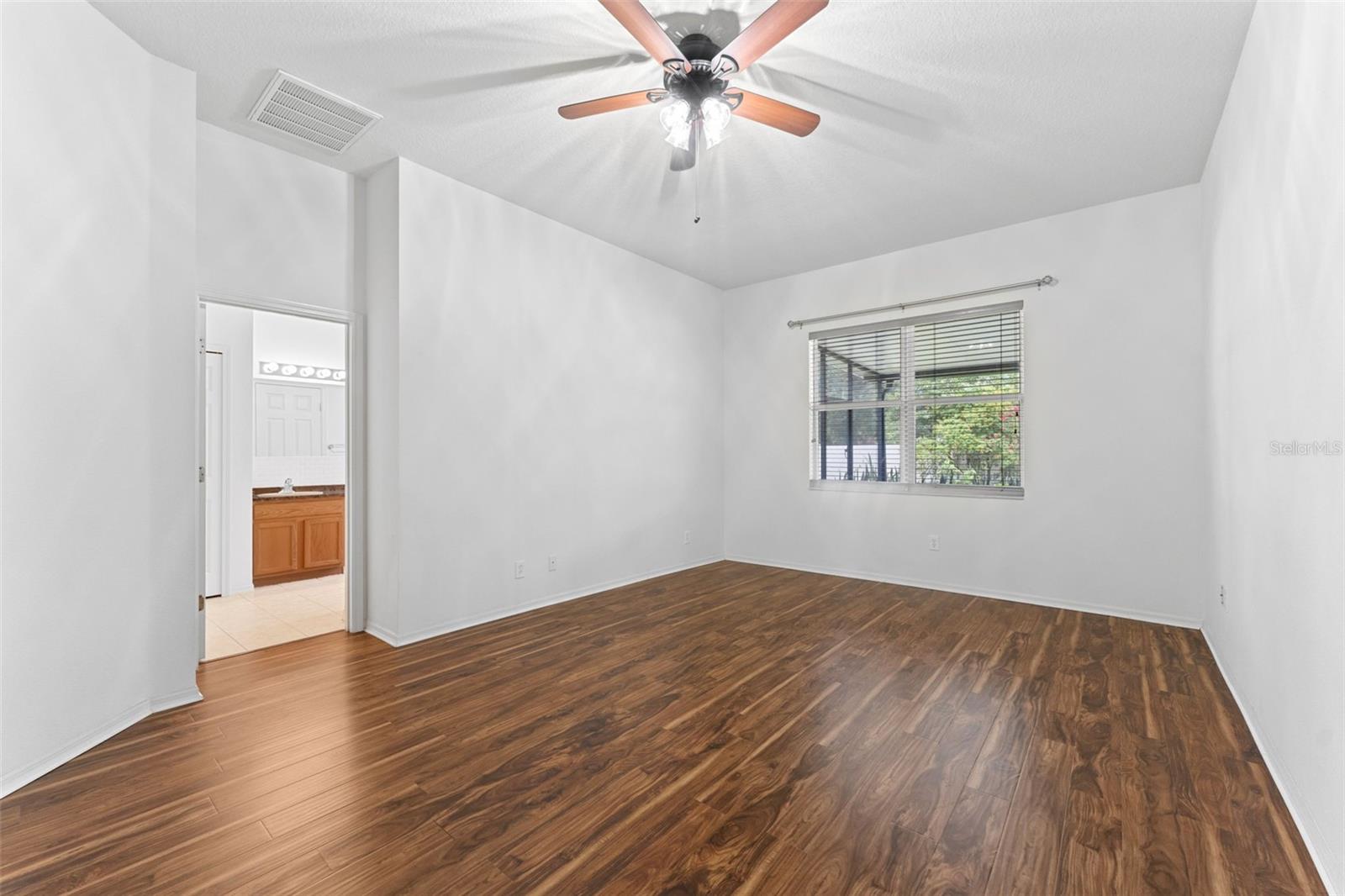 Image 16 of 31 For 7743 Bingham Court
