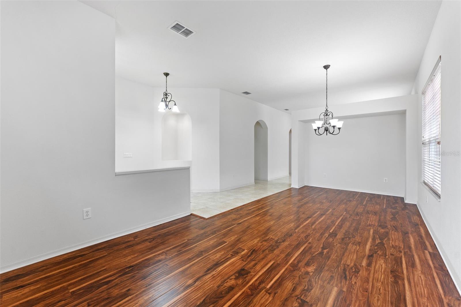 Image 8 of 31 For 7743 Bingham Court
