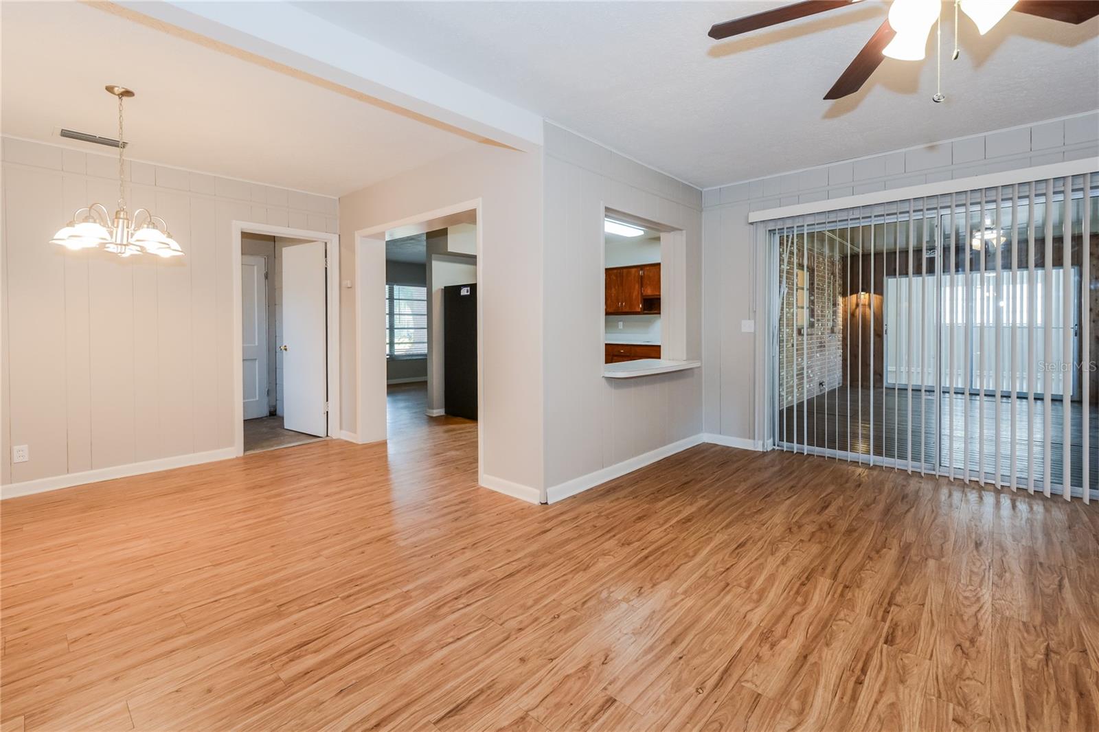 Image 4 of 16 For 2517 Chapel Way