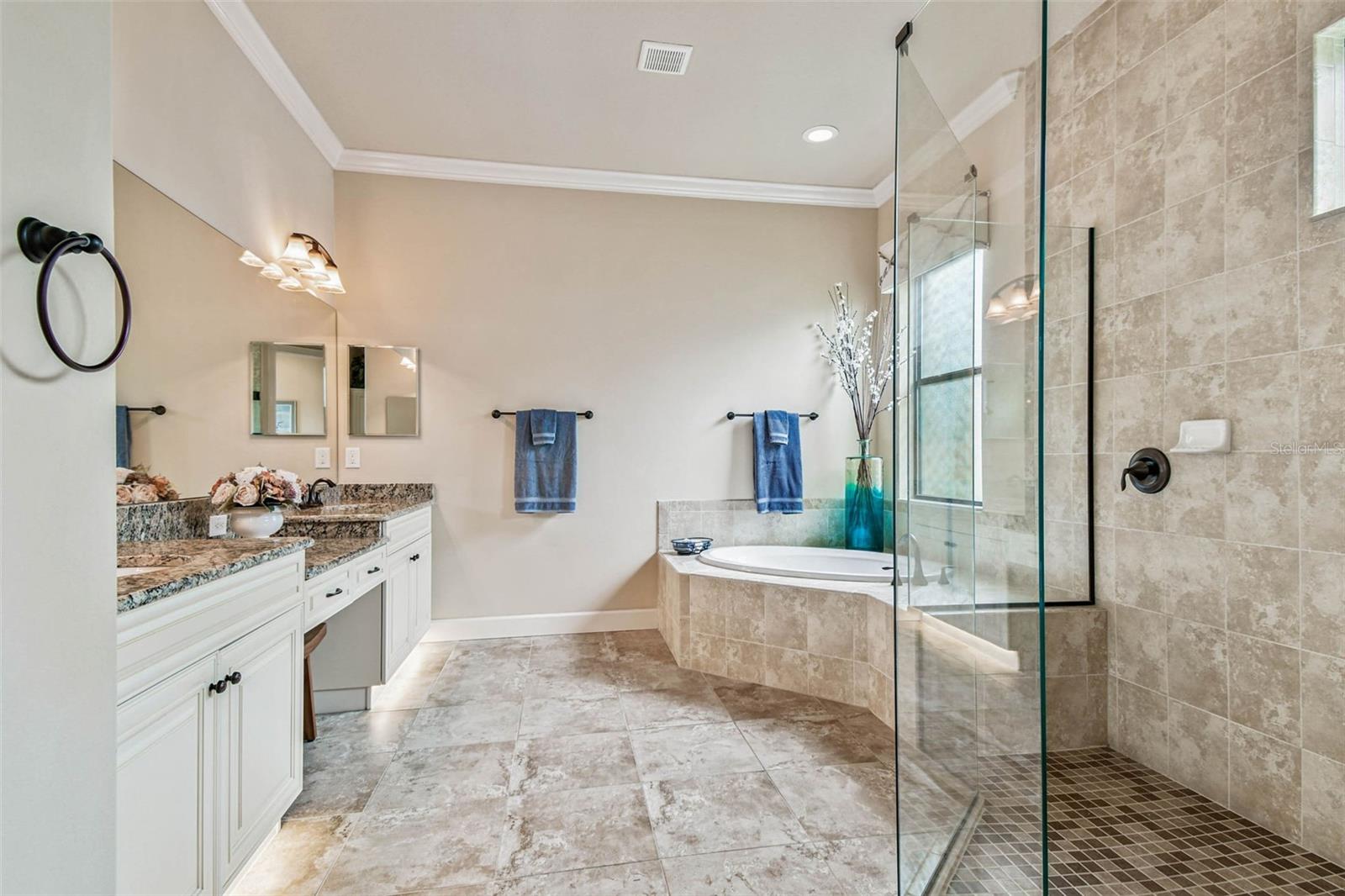 Image 25 of 60 For 3029 Wentworth Way