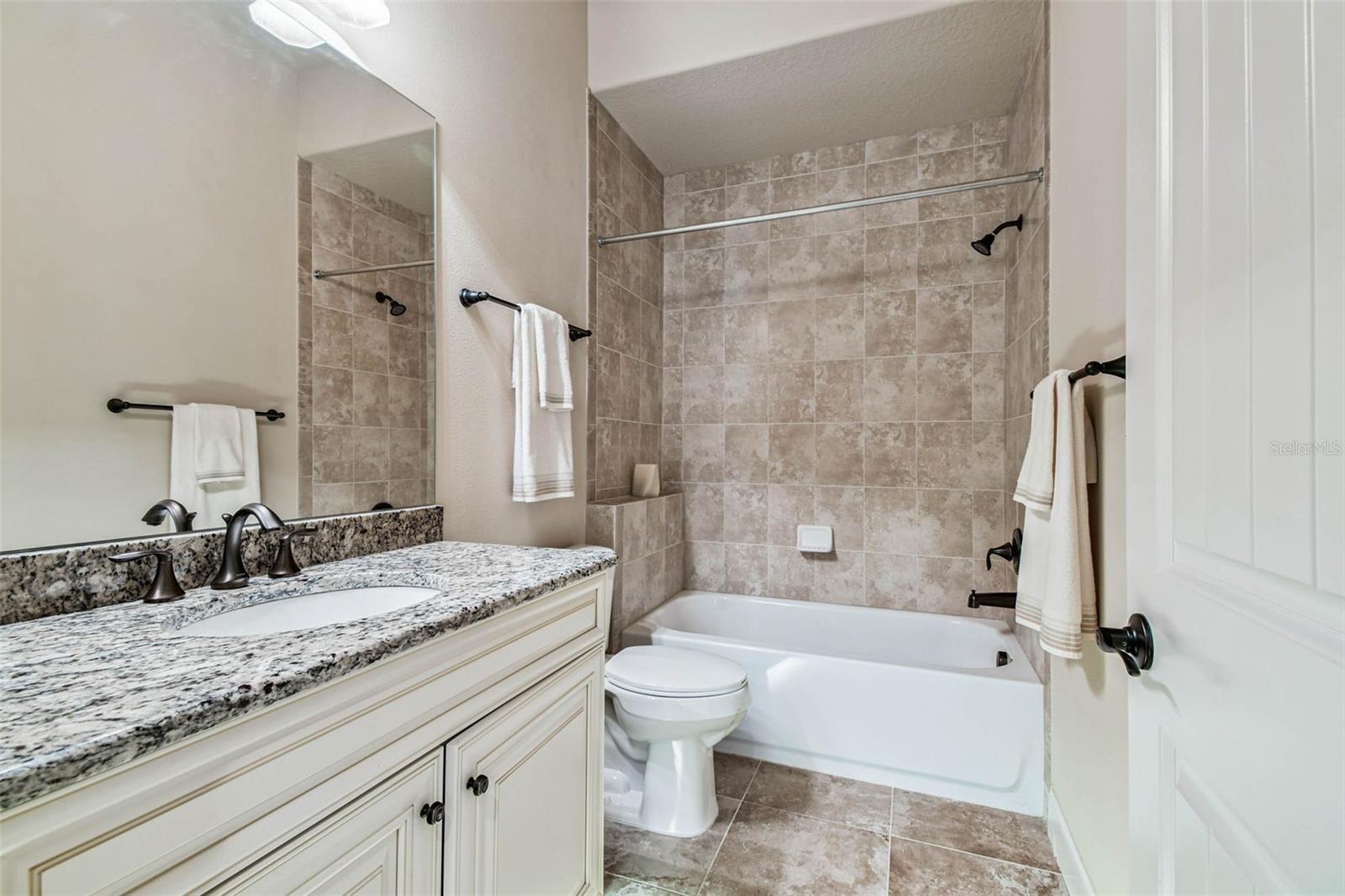 Image 28 of 60 For 3029 Wentworth Way