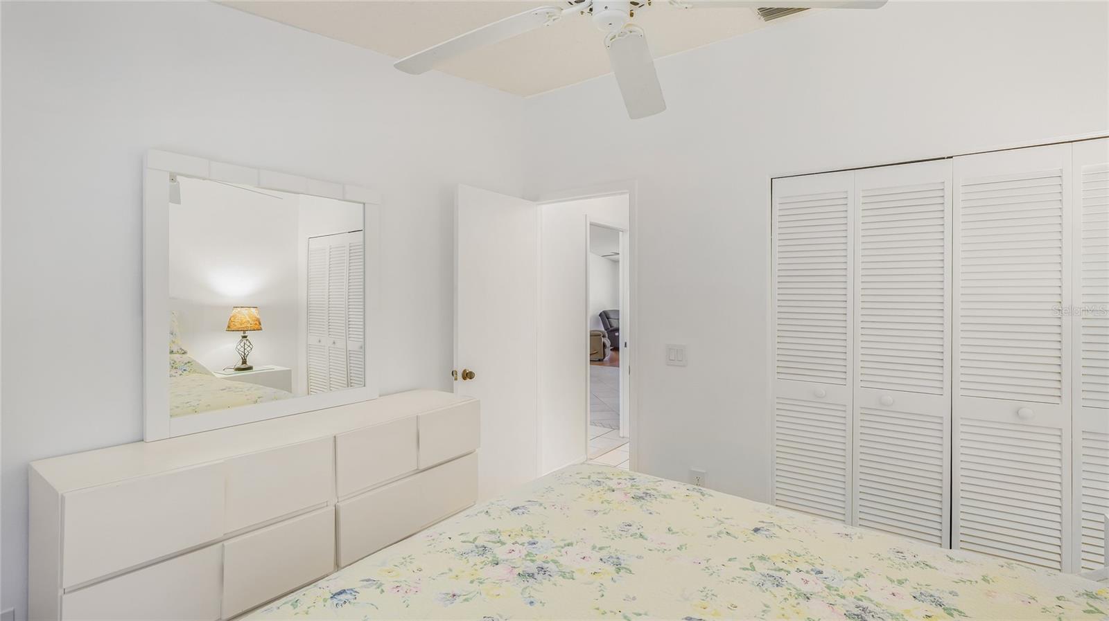 Image 20 of 25 For 5608 37th Street E 1