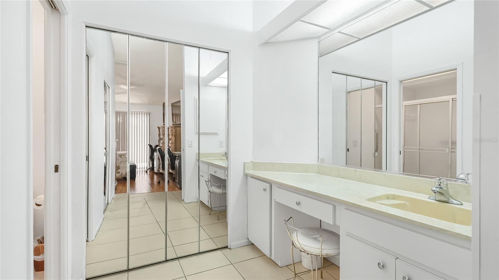 Image 6 of 25 For 5608 37th Street E 1