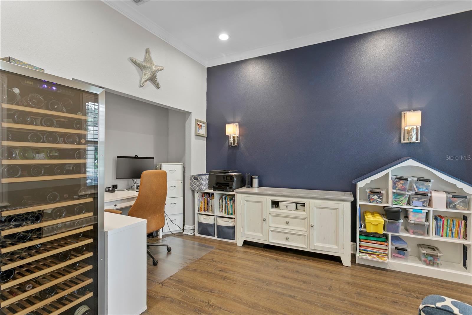 Image 7 of 79 For 928 Hemingway Circle