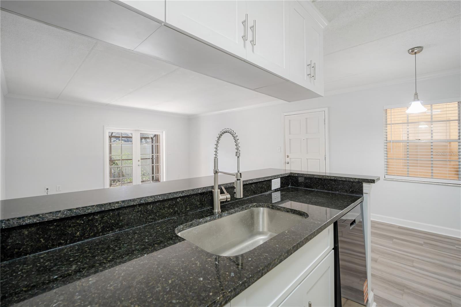 Image 10 of 21 For 5305 San Sebastian Court 125