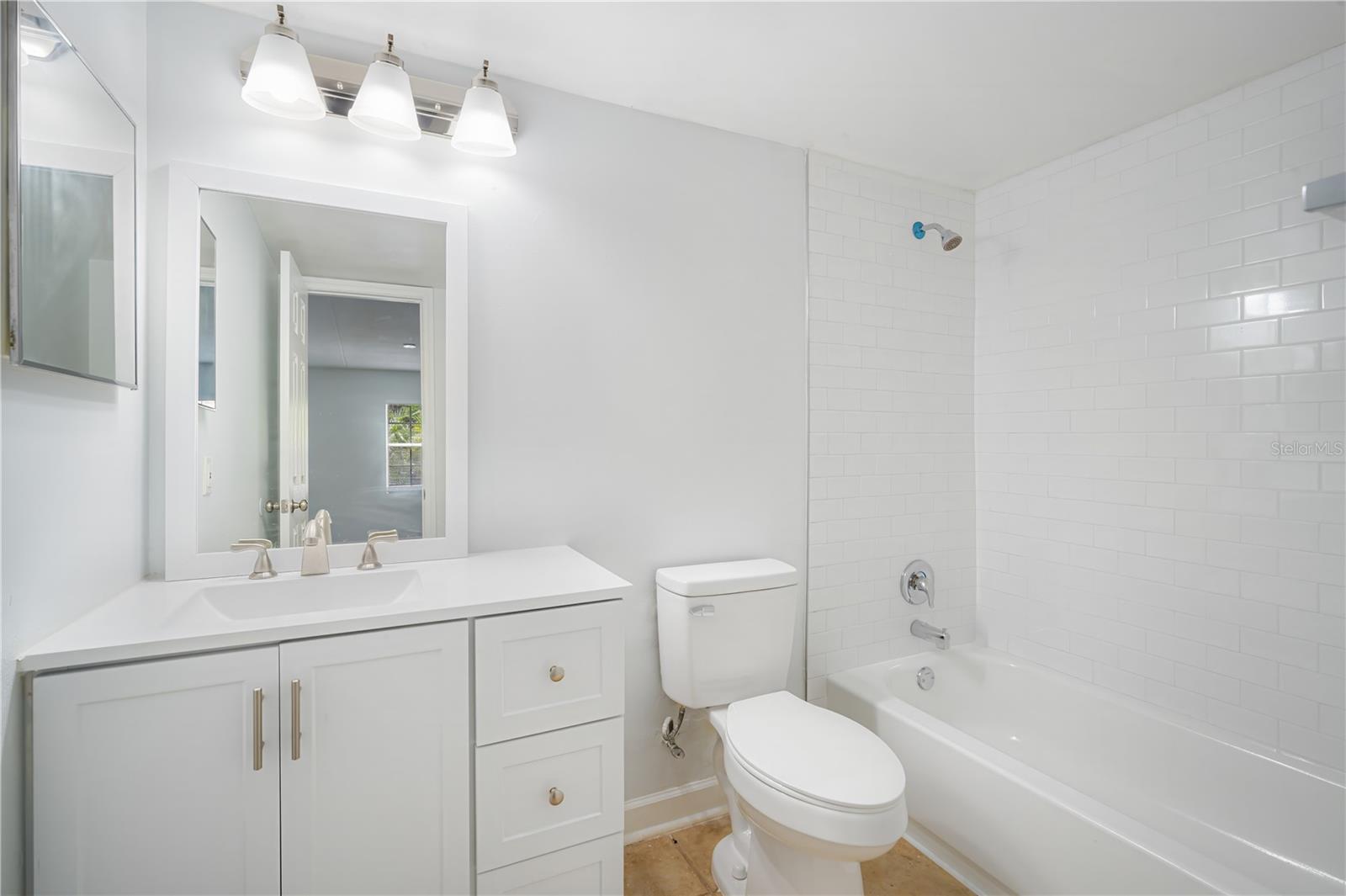 Image 14 of 21 For 5305 San Sebastian Court 125