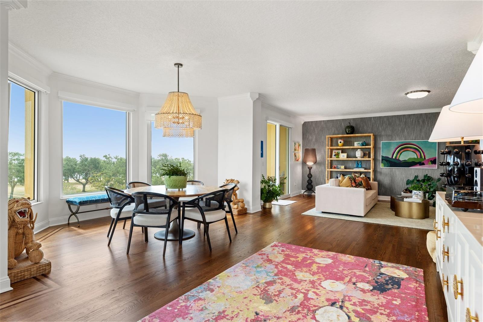 Image 11 of 74 For 555 5th Avenue Ne 414