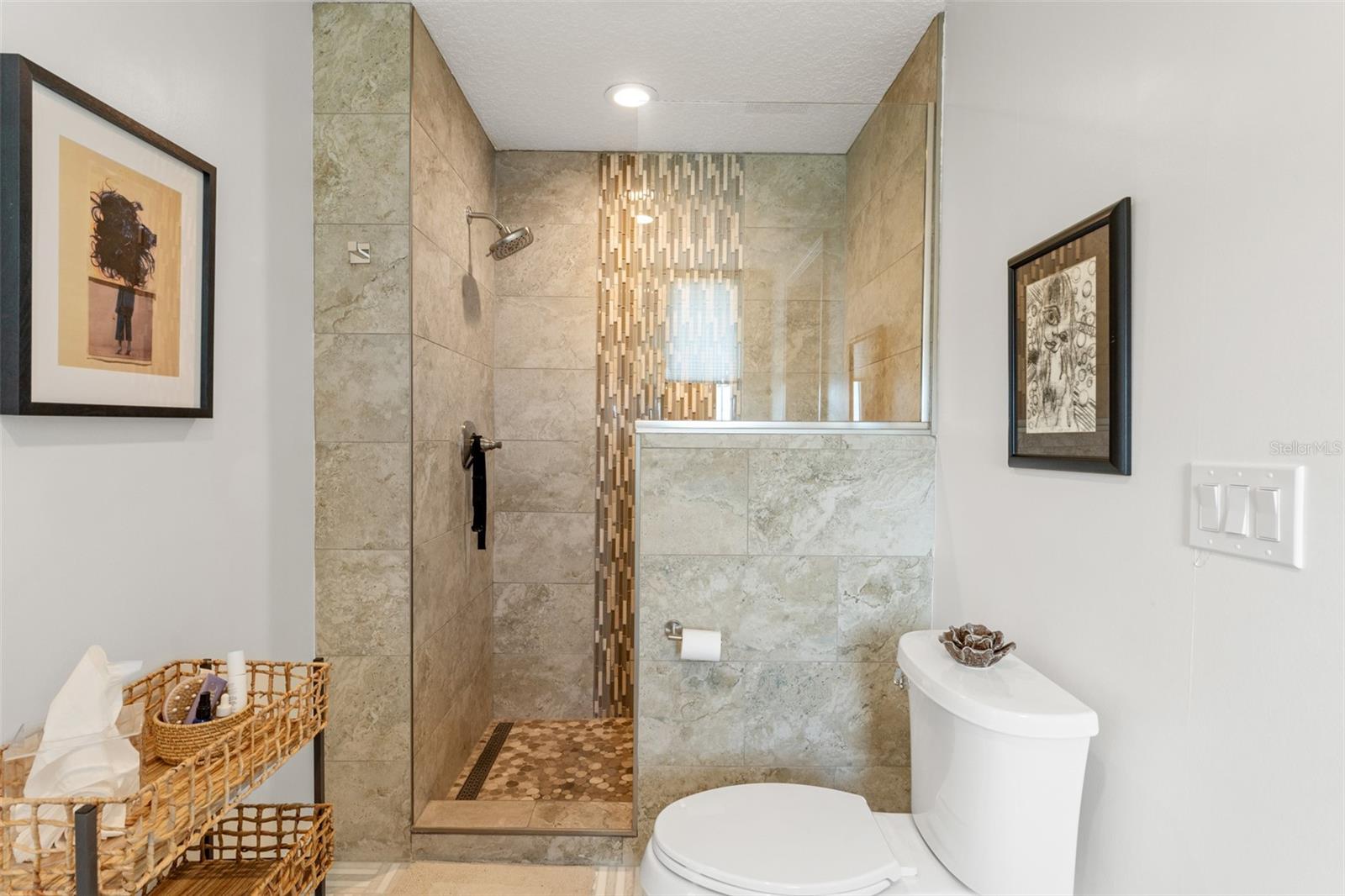 Image 37 of 74 For 555 5th Avenue Ne 414