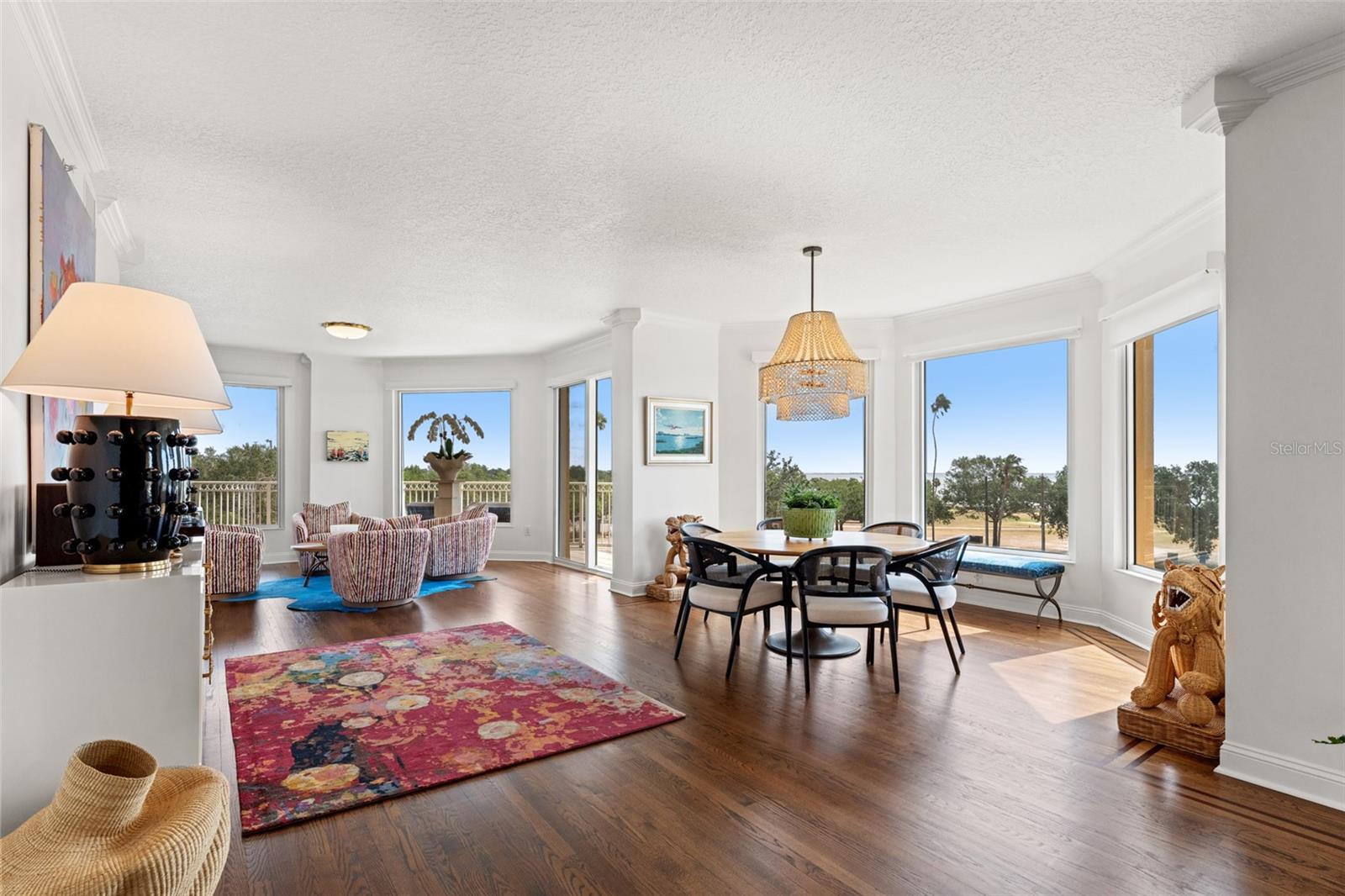 Image 9 of 74 For 555 5th Avenue Ne 414