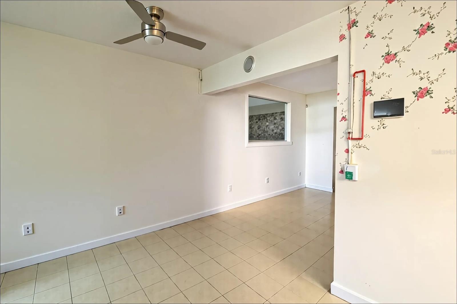 Image 16 of 49 For 12230 137th Street N