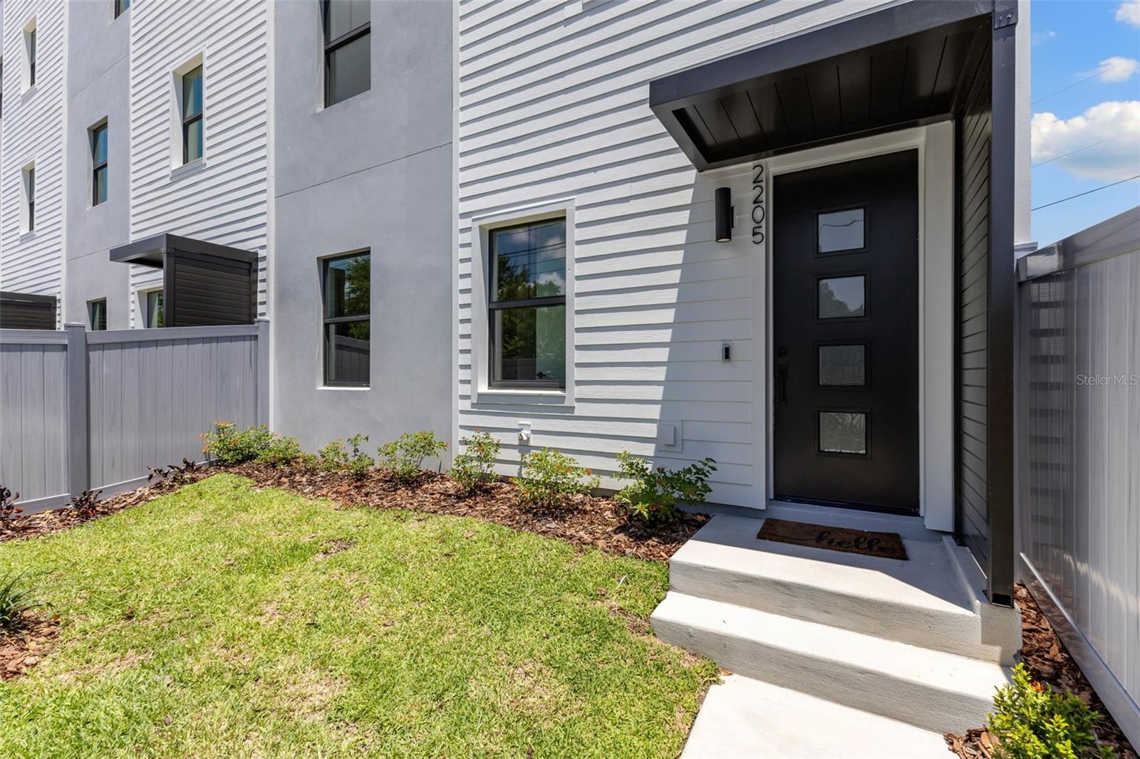 Image 2 of 55 For 2209 16th Street N