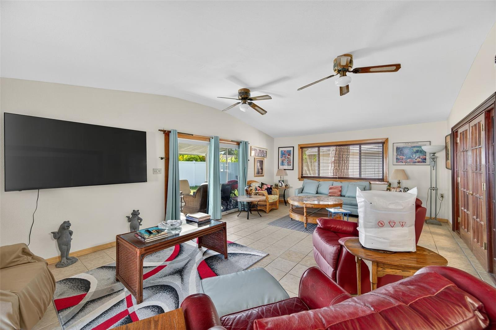 Image 19 of 36 For 4516 Renellie Drive