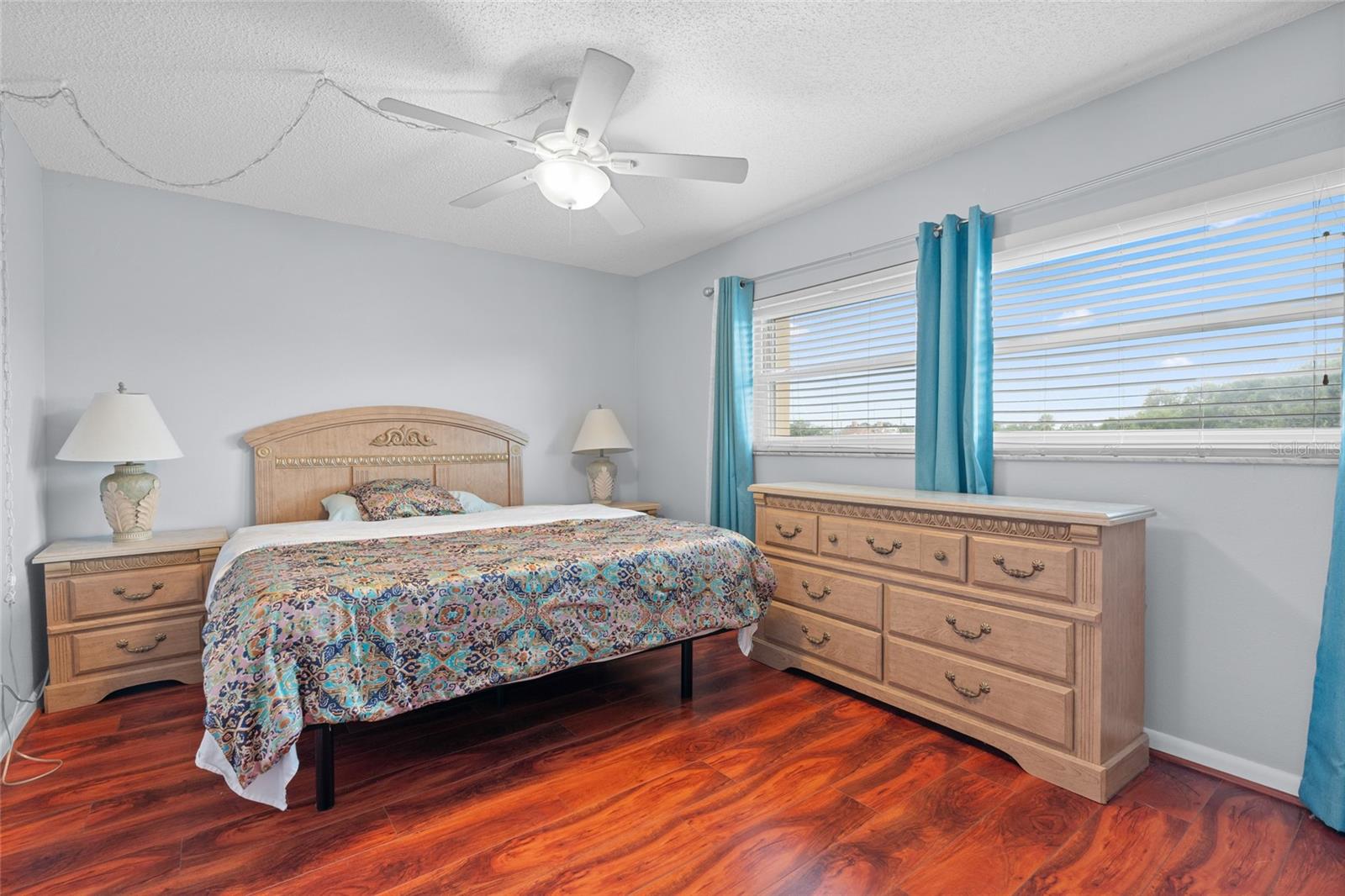 Image 18 of 27 For 2525 Bay Drive A44