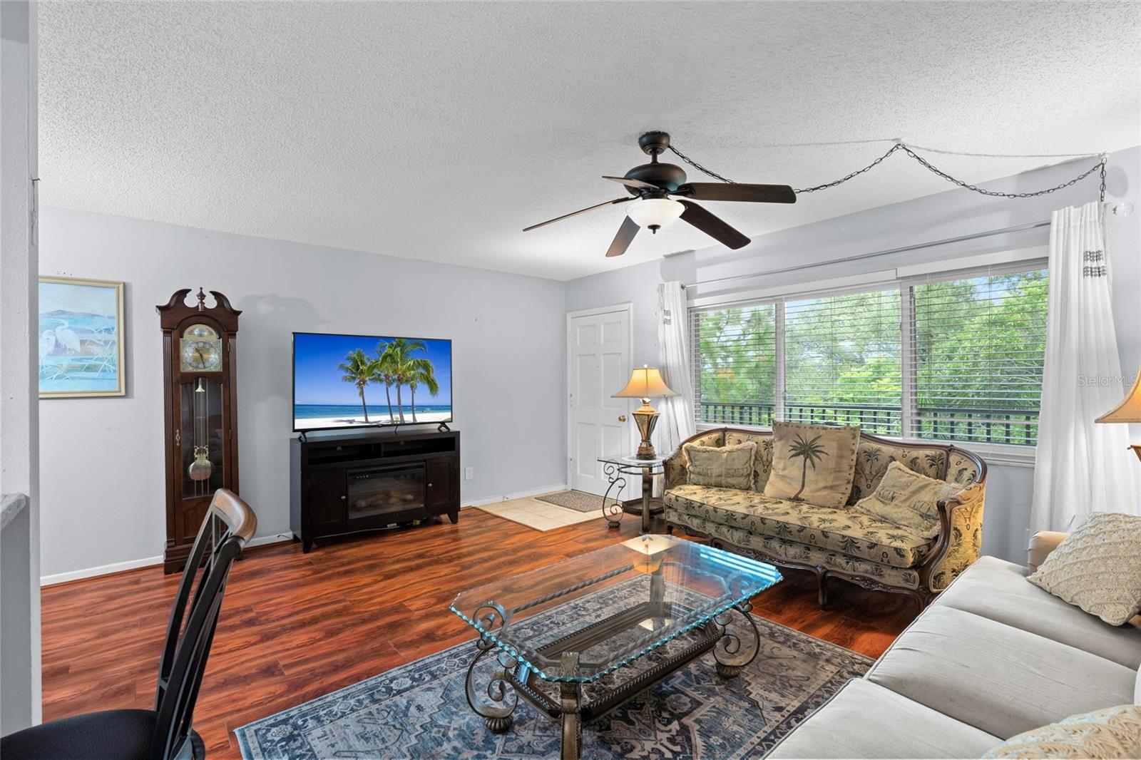 Image 7 of 27 For 2525 Bay Drive A44