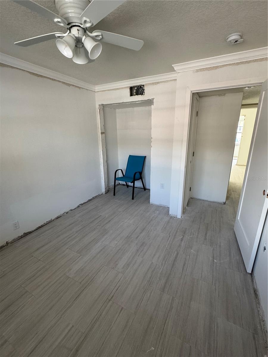 Image 7 of 14 For 19417 Gulf Boulevard C109