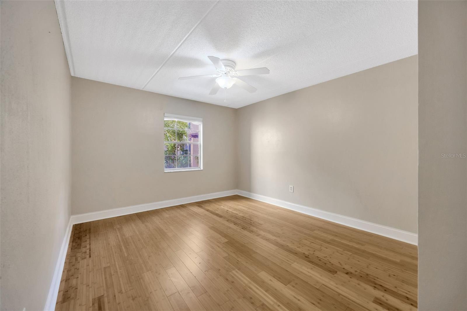 Image 10 of 25 For 5305 San Sebastian Court 127