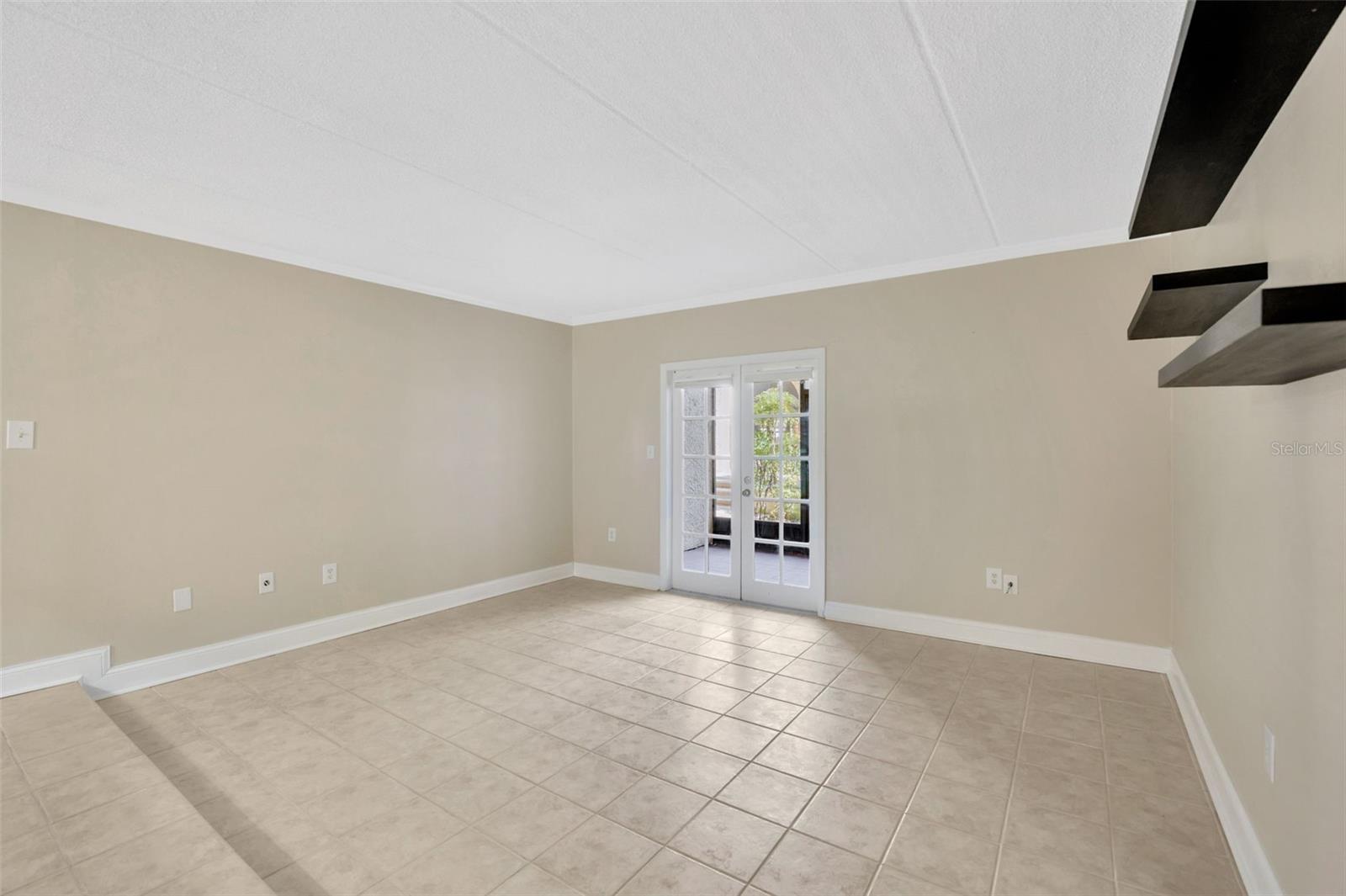 Image 9 of 25 For 5305 San Sebastian Court 127