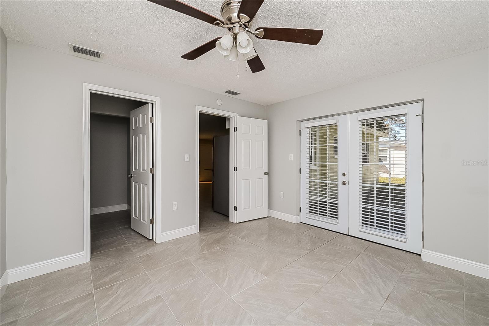 Image 11 of 16 For 9824 Richwood Lane