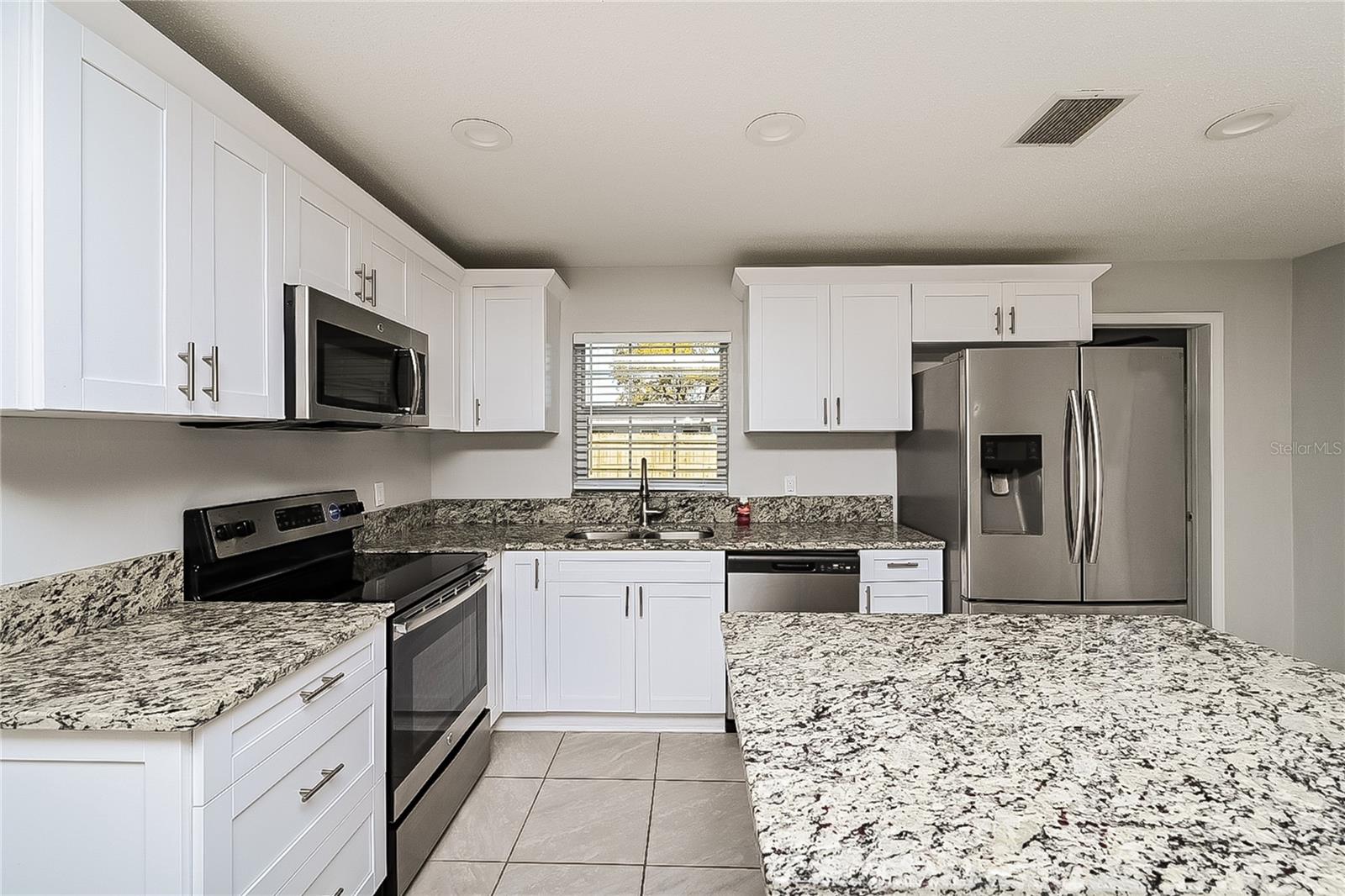 Image 6 of 16 For 9824 Richwood Lane