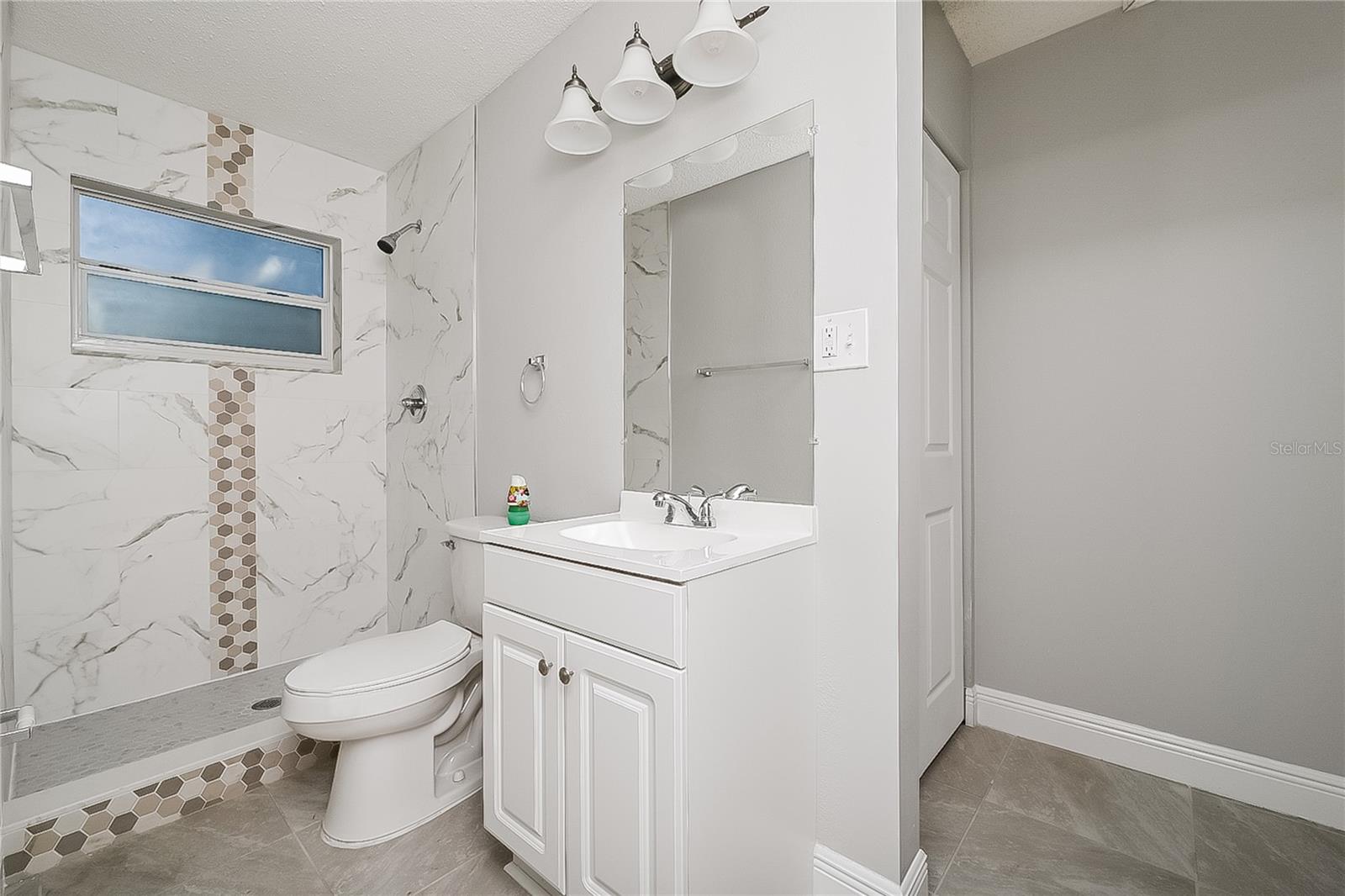 Image 9 of 16 For 9824 Richwood Lane