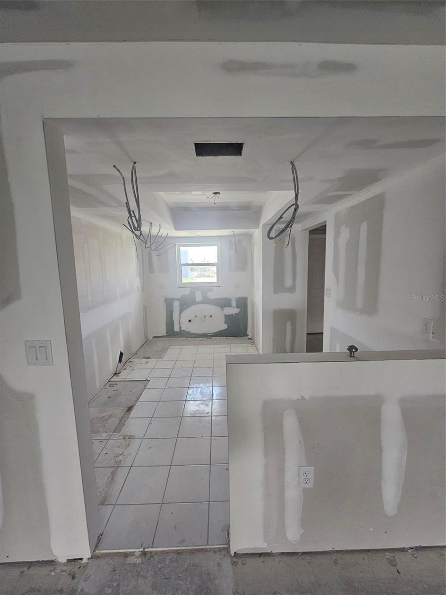 Image 10 of 23 For 5555 Gulf Boulevard 218