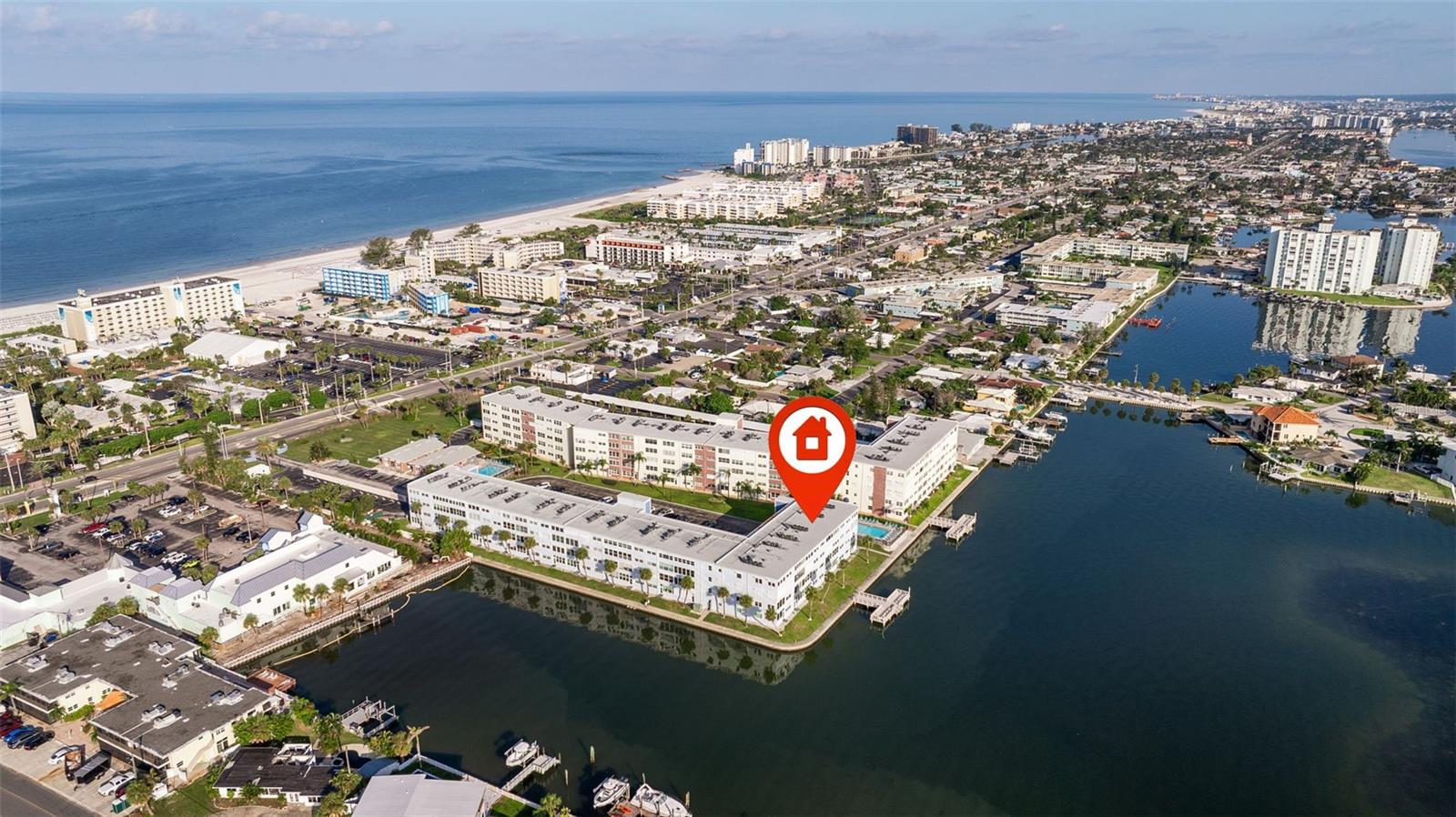 Image 14 of 23 For 5555 Gulf Boulevard 218