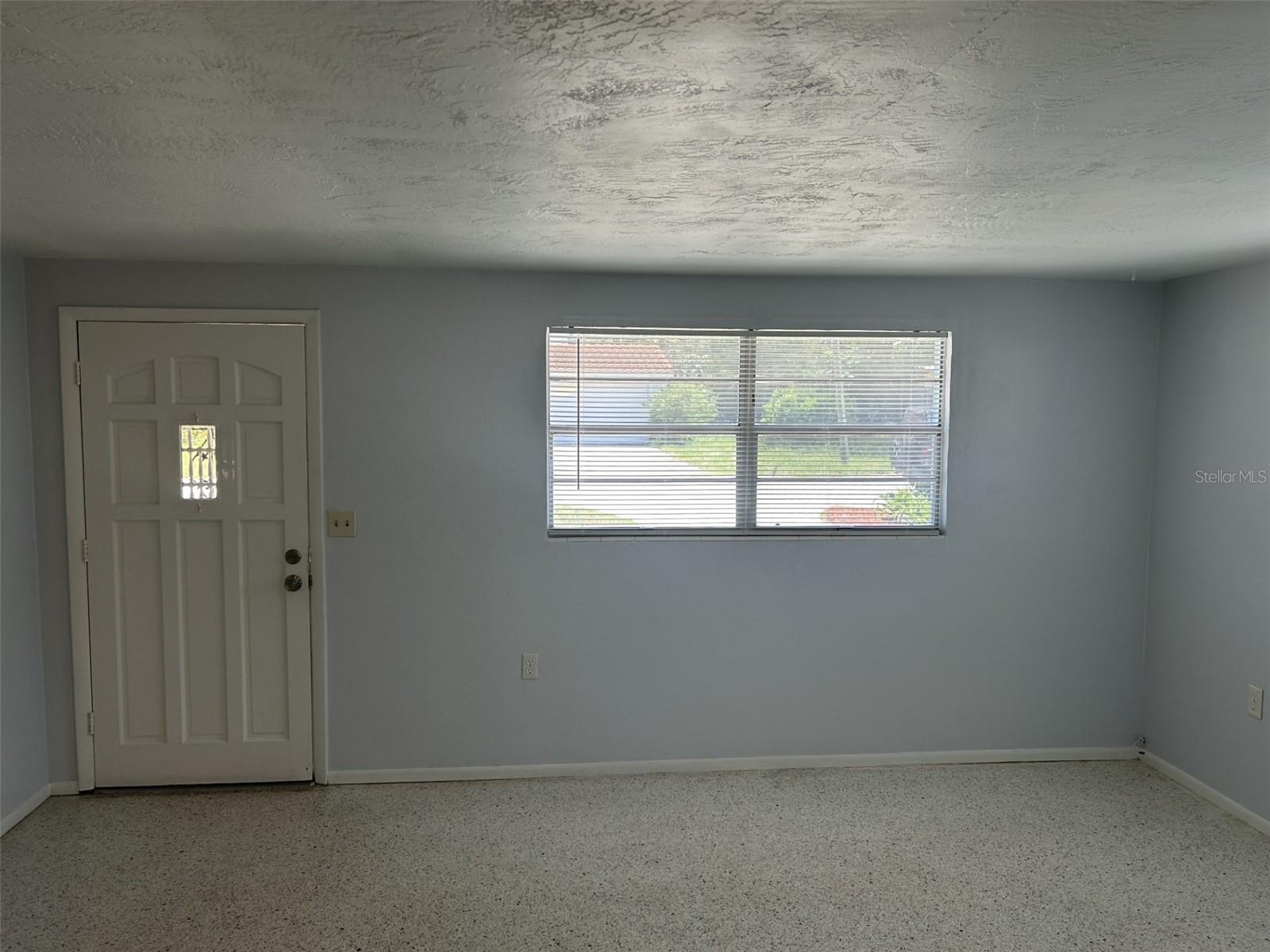 Image 4 of 14 For 13264 120th Lane