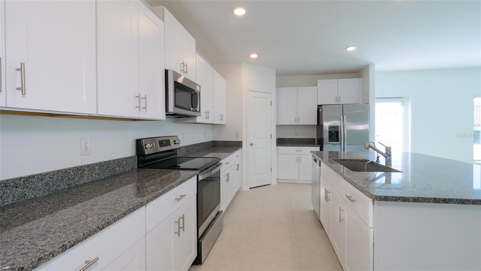 Image 5 of 38 For 10069 Branching Ship Trace