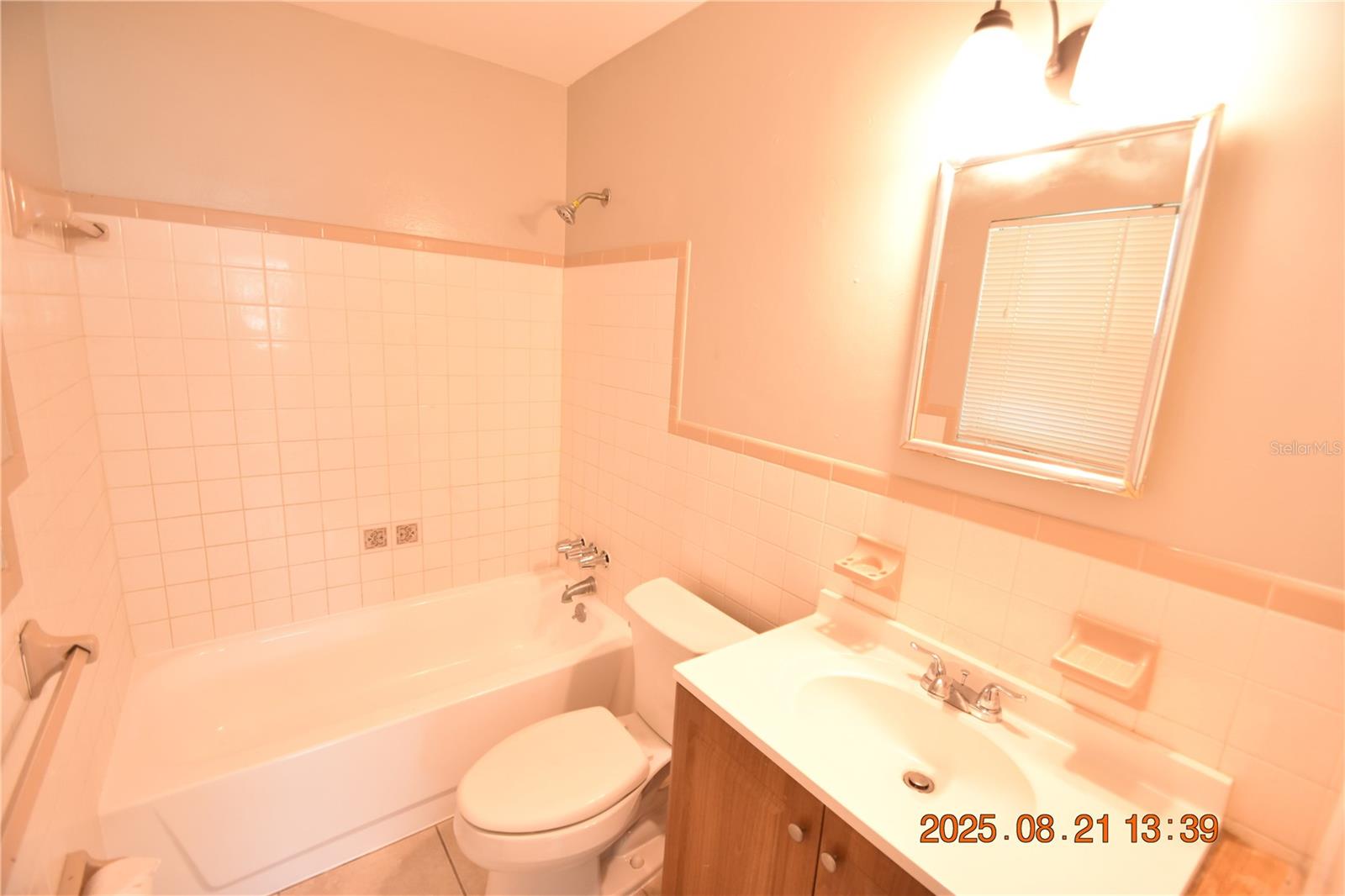 Image 12 of 18 For 5124 18th Avenue N Back