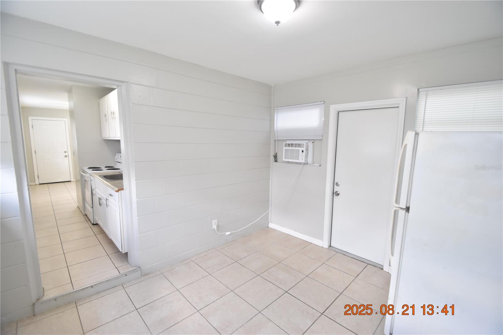 Image 16 of 18 For 5124 18th Avenue N Back