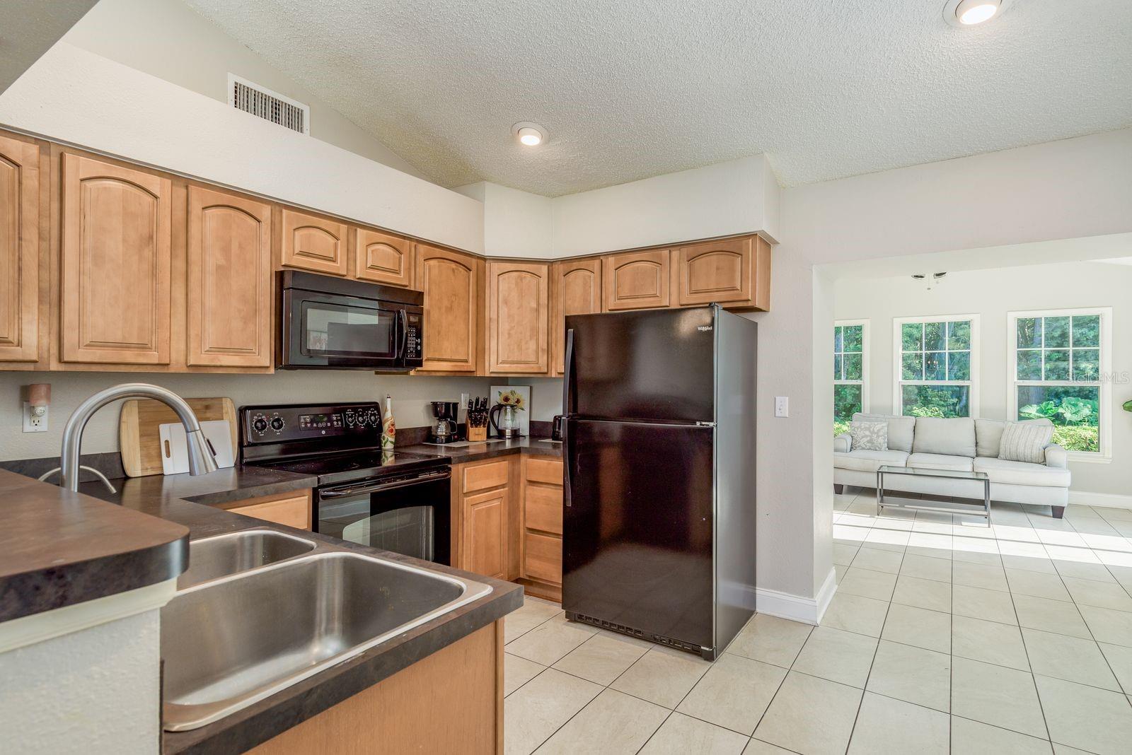 Image 10 of 29 For 3254 La Verne Court