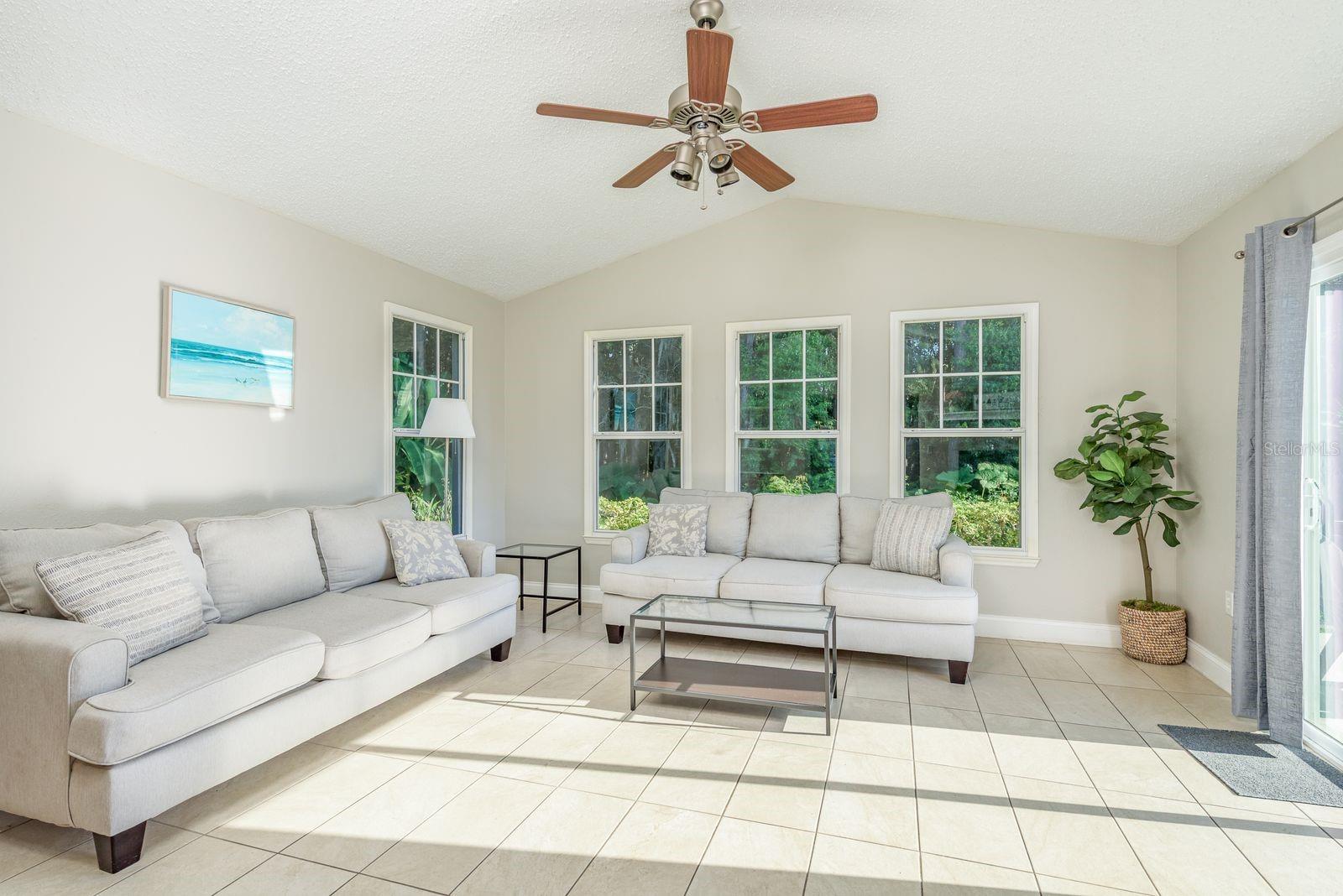 Image 13 of 29 For 3254 La Verne Court