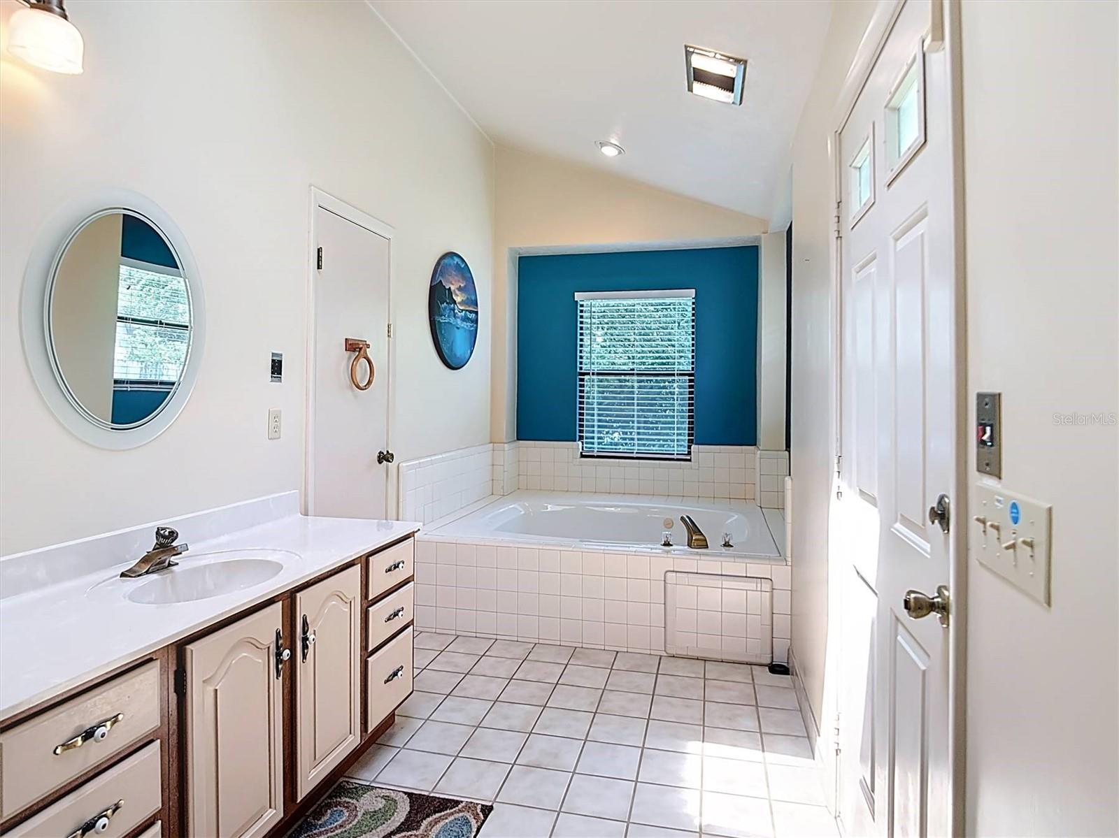 Image 33 of 68 For 1402 30th Street